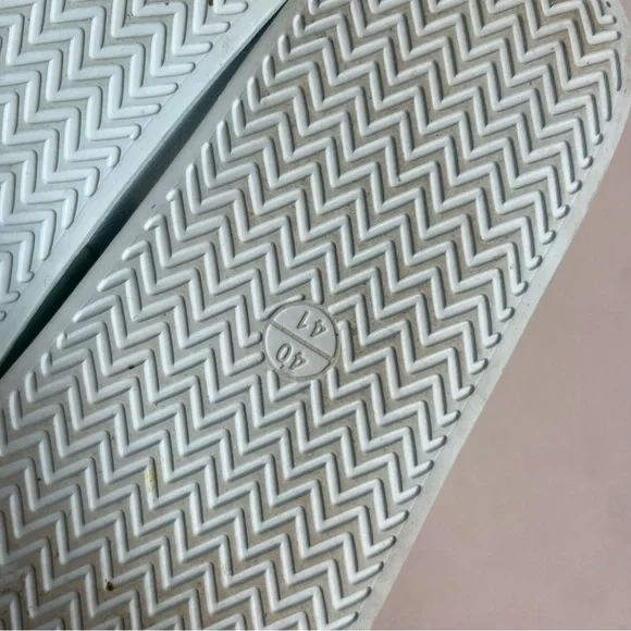 Smiley Slides - Picture 3 of 4